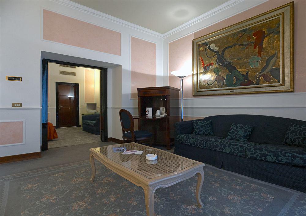Hotel Nh Centro 4*