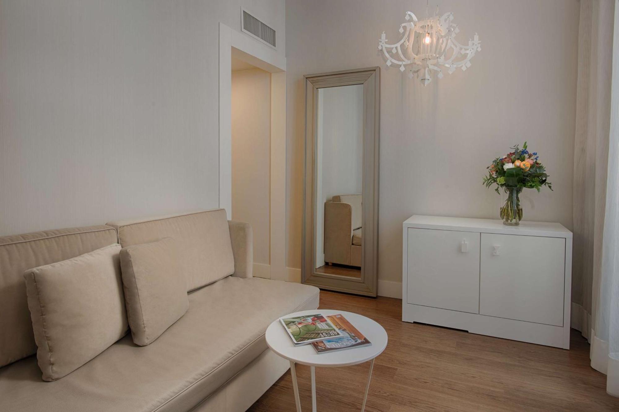 Hotel Nh Centro